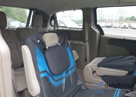 2016 Chrysler Town & Country Touring from USA, damaged, VIN 2C4RC1BG7GR191270